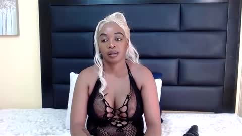 Snapshot of selamolelaminnah chatting on March 8, 12:39 pm selamolelaminnah online show from March 8, 12:39 pm