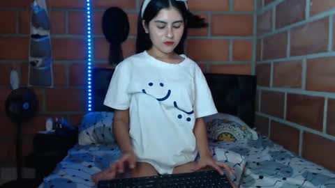seleena_01 online show from December 26, 11:13 pm