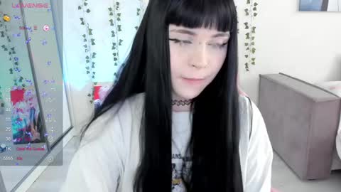Snapshot of selena___cute chatting on March 7, 6:35 am Selena online show from March 7, 6:35 am