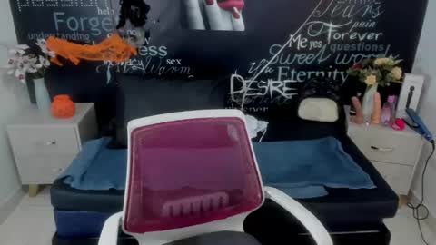 selena_bieber69 online show from October 29, 2:53 pm