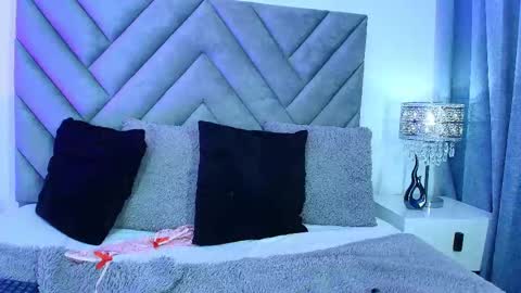 Sara online show from September 21, 6:17 pm