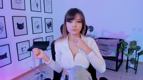 Selena ntmy online show from February 8, 1:54 pm