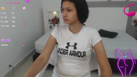 Snapshot of selenafox6 chatting on March 5, 4:35 am selenafox6 online show from March 5, 4:35 am