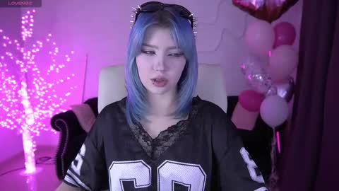 selenairis online show from February 19, 10:19 pm