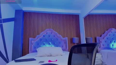 Snapshot of selenastonne chatting on September 23, 8:18 pm selenastonne online show from September 23, 8:18 pm