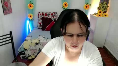 selene online show from February 11, 4:35 pm