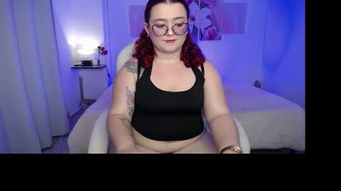 selene_rouse_ online show from January 31, 11:14 pm