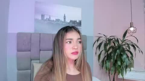 Selene online show from June 25, 8:21 pm