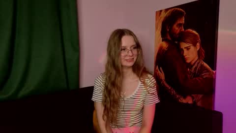 Ashley online show from September 12, 6:48 pm