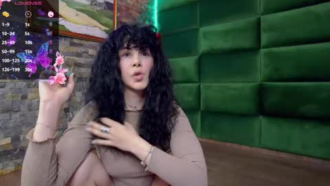 Selen online show from February 18, 8:08 pm