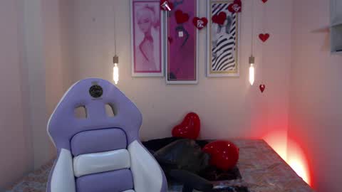 Mayte online show from February 16, 1:05 pm