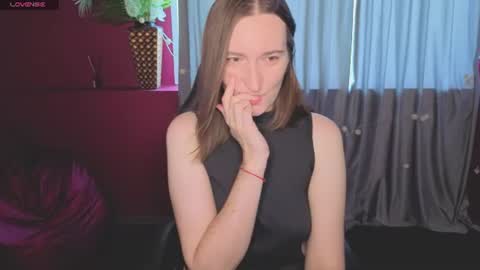 selestiasonata online show from July 3, 3:23 am