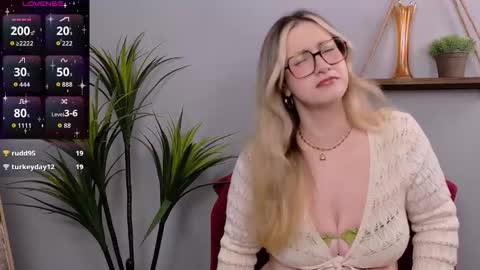 Selina Mae online show from November 8, 4:39 am