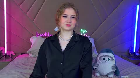 SelinSwarovski online show from January 30, 5:39 pm