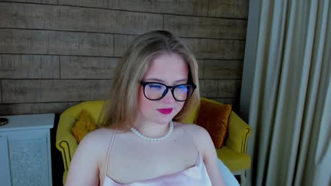 SelinSwarovski online show from January 20, 5:27 pm