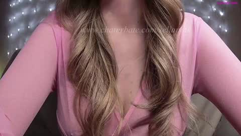My name is Sella and im Bisexual online show from December 17, 3:17 pm