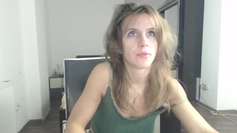 sellena_angels online show from January 15, 9:45 am