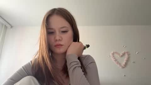 Lily online show from July 13, 1:23 pm