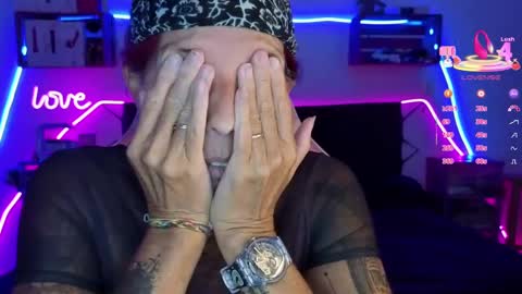 Selvaggia Del Caribe online show from September 18, 5:11 pm