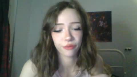 Snapshot of sendforesme chatting on February 16, 1:49 am goddess esme online show from February 16, 1:49 am