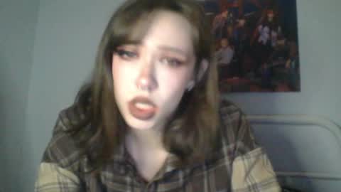 Snapshot of sendforesme chatting on December 27, 11:53 pm goddess esme online show from December 27, 11:53 pm