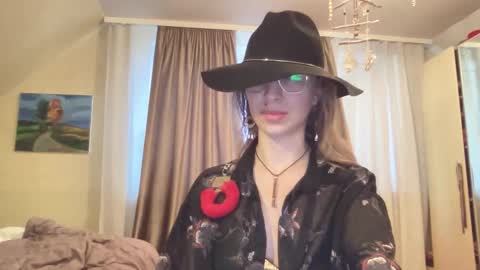 senseinner online show from September 30, 2:22 pm