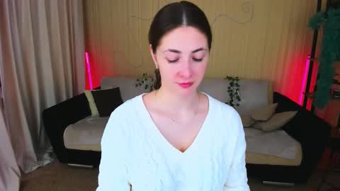 Snapshot of sensitiveheartt chatting on October 18, 11:35 am sensitiveheartt online show from October 18, 11:35 am