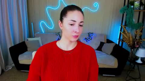 Snapshot of sensitiveheartt chatting on October 6, 7:29 pm sensitiveheartt online show from October 6, 7:29 pm