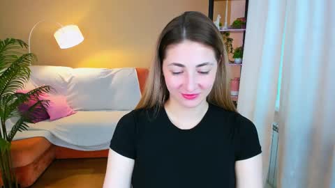 Snapshot of sensitiveheartt chatting on October 4, 11:27 am sensitiveheartt online show from October 4, 11:27 am