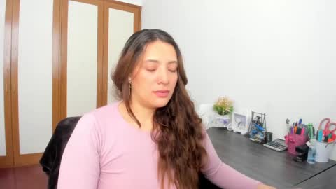 Samantha -  online show from December 2, 6:30 pm