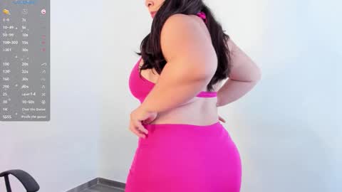 Snapshot of sensual_woman11 chatting on October 17, 8:23 pm MIA online show from October 17, 8:23 pm