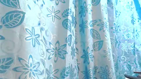 I am Hellen online show from October 8, 11:31 pm