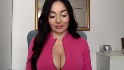 sensuallstella online show from January 13, 8:08 am