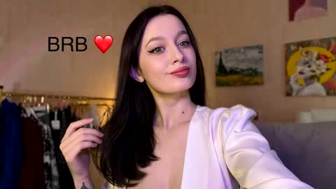 sensuallucy233 online show from February 4, 5:54 am