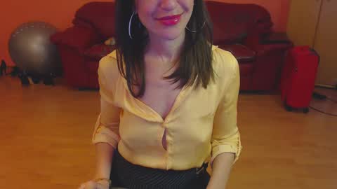 sensualmyra online show from January 18, 1:40 pm