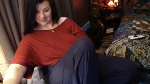 Tara online show from December 15, 2:11 pm