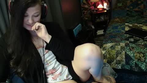 Tara online show from December 4, 2:30 pm