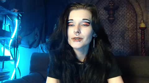 Seraphin Munster online show from October 15, 6:32 pm