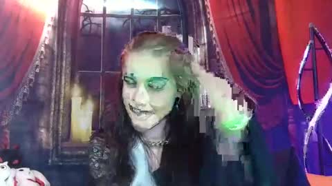 Seraphin Munster online show from December 4, 6:28 pm
