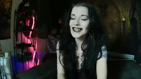 Seraphin Munster online show from November 13, 6:07 pm