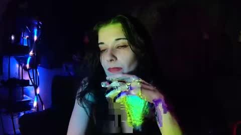 Seraphin Munster online show from October 8, 5:39 pm