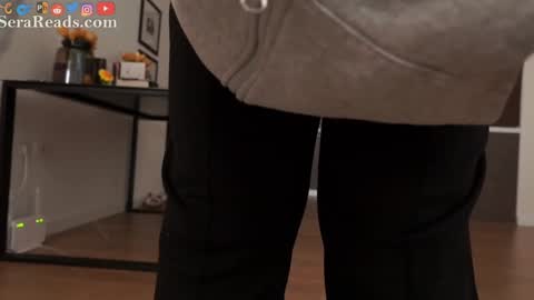 SeraReads online show from February 6, 3:59 pm