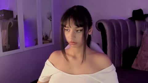 Seren  Follow me online show from September 25, 3:05 am