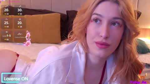 Snapshot of serena_bennet chatting on March 8, 6:46 pm Serena online show from March 8, 6:46 pm