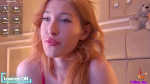 Snapshot of serena_bennet chatting on January 13, 3:04 pm Serena online show from January 13, 3:04 pm