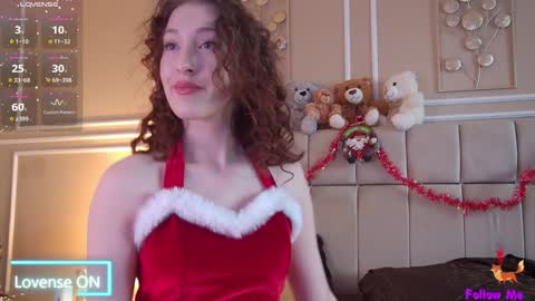 Snapshot of serena_bennet chatting on December 25, 10:06 am Serena online show from December 25, 10:06 am