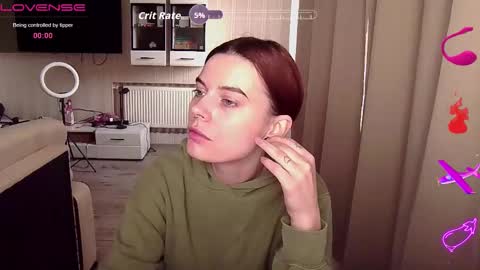 serenamilss online show from October 5, 8:52 am