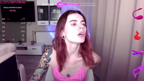 serenamilss online show from December 27, 7:03 pm