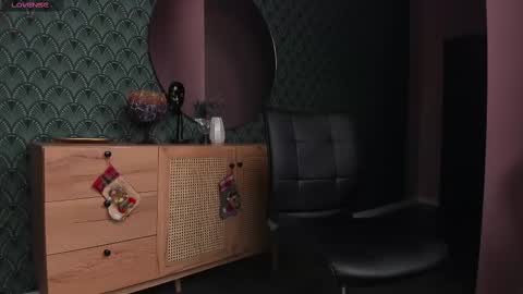 Serena online show from December 18, 8:14 pm