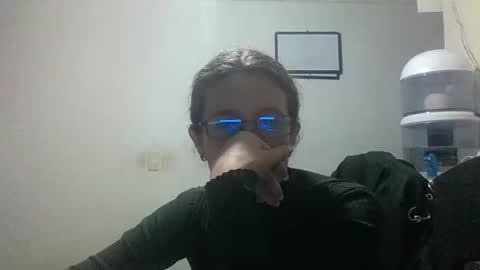 sereneclarks_ online show from February 4, 1:56 am
